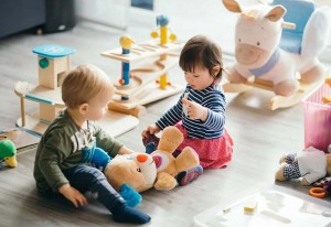 Основни признаци за безопасни детски играчки | 7sekundi