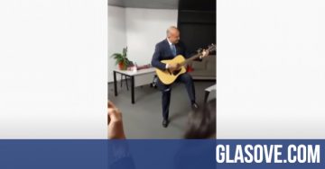 Радев празнува президентската победа с китара и песен (видео) | Glasove.com
