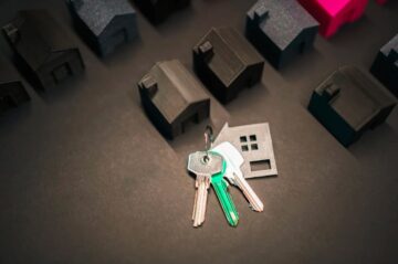 Колко струват спешните ключарски услуги и от какво зависи цената?