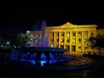 Архитектурните перли на Русе: Разходка из Доходното здание, Съдебната палата и други шедьоври. – Dunav News